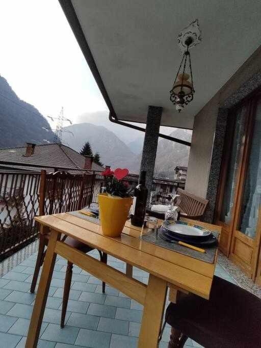Casa Vacanza Il Corbetto Di Michela & Matteo Locana Екстериор снимка